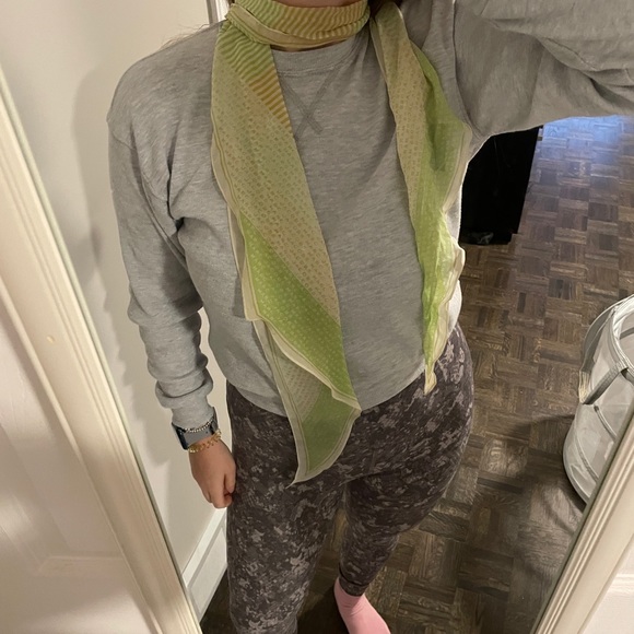 Two Marc jacobs summer scarves - Picture 2 of 8